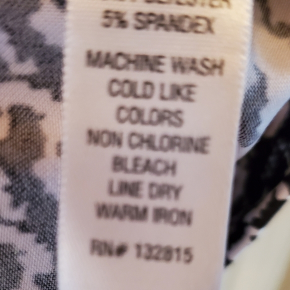 Passports Cap Sleeve Top Asymmetrical hem Sz M - Picture 7 of 9